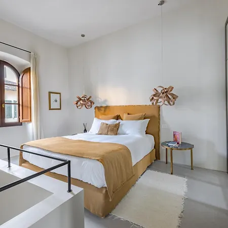 - Galileo's Garden At Ponte Vecchio * Florenz